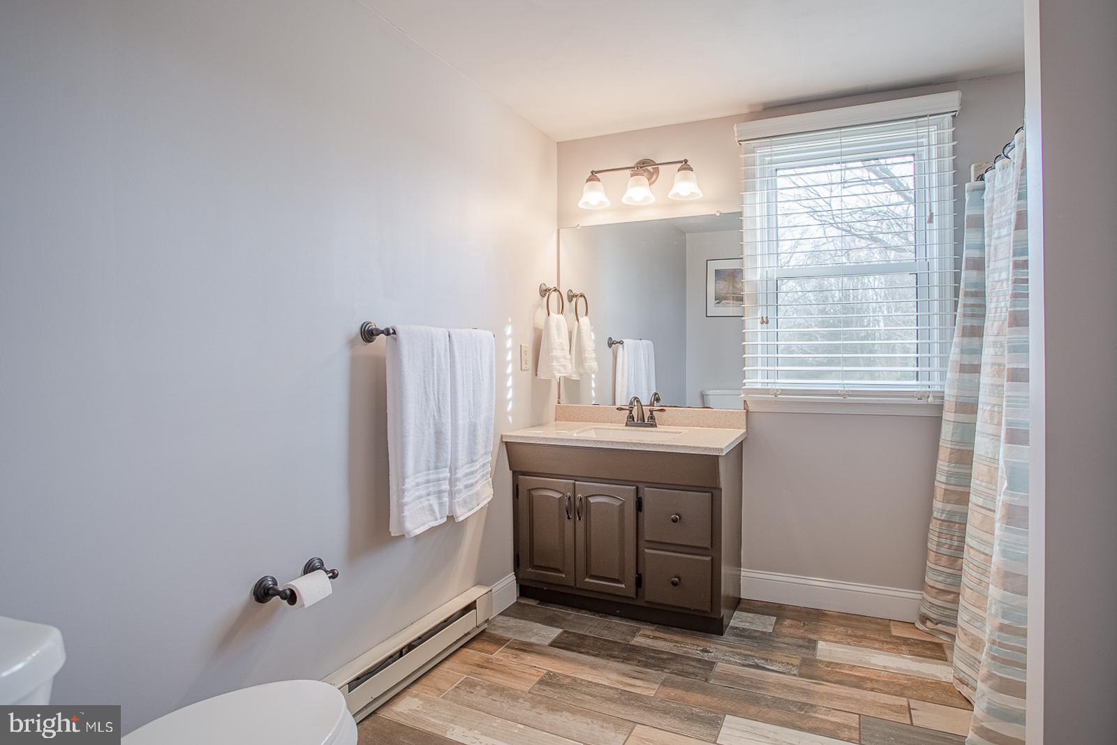 385 Zynn Road Downingtown, PA 19335 - Photo 23 of 38 Full Bathroom