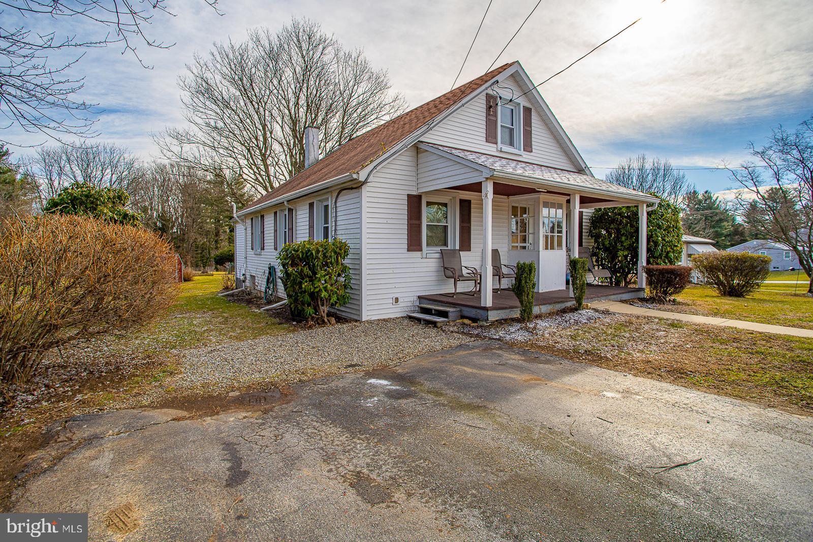 385 Zynn Road Downingtown, PA 19335 - Photo 3 of 38