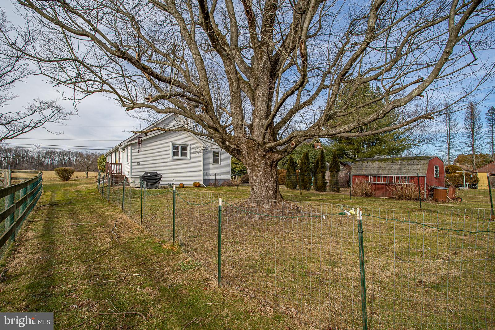 385 Zynn Road Downingtown, PA 19335 - Photo 4 of 38