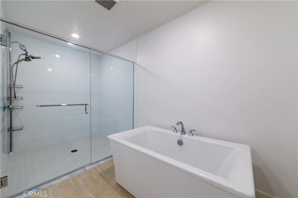 2207 Rivington Irvine, CA 92612 - Photo 13 of 28 Gallery Image 13