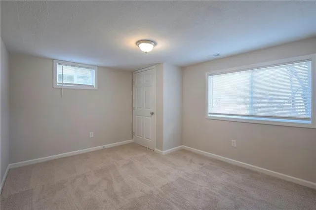 $284,900 | 4961 South Union Street, Independence, MO 64055