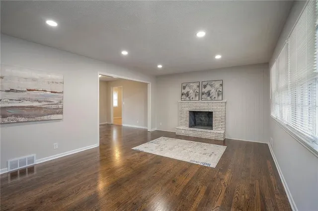 $284,900 | 4961 South Union Street, Independence, MO 64055