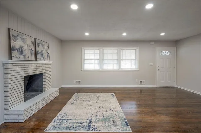 $284,900 | 4961 South Union Street, Independence, MO 64055