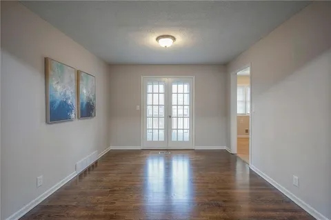 $284,900 | 4961 South Union Street, Independence, MO 64055