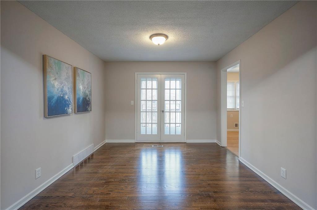 4961 South Union Street Independence, MO 64055 - Photo 8 of 34