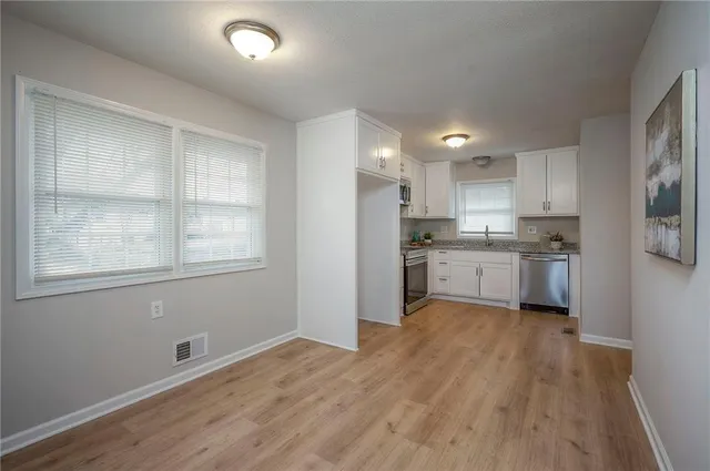 $284,900 | 4961 South Union Street, Independence, MO 64055