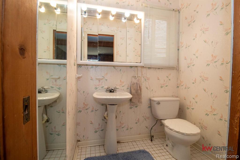 5032 Oak Hill Road Clarkston, MI 48348 - Photo 15 of 27 Gallery Image 15