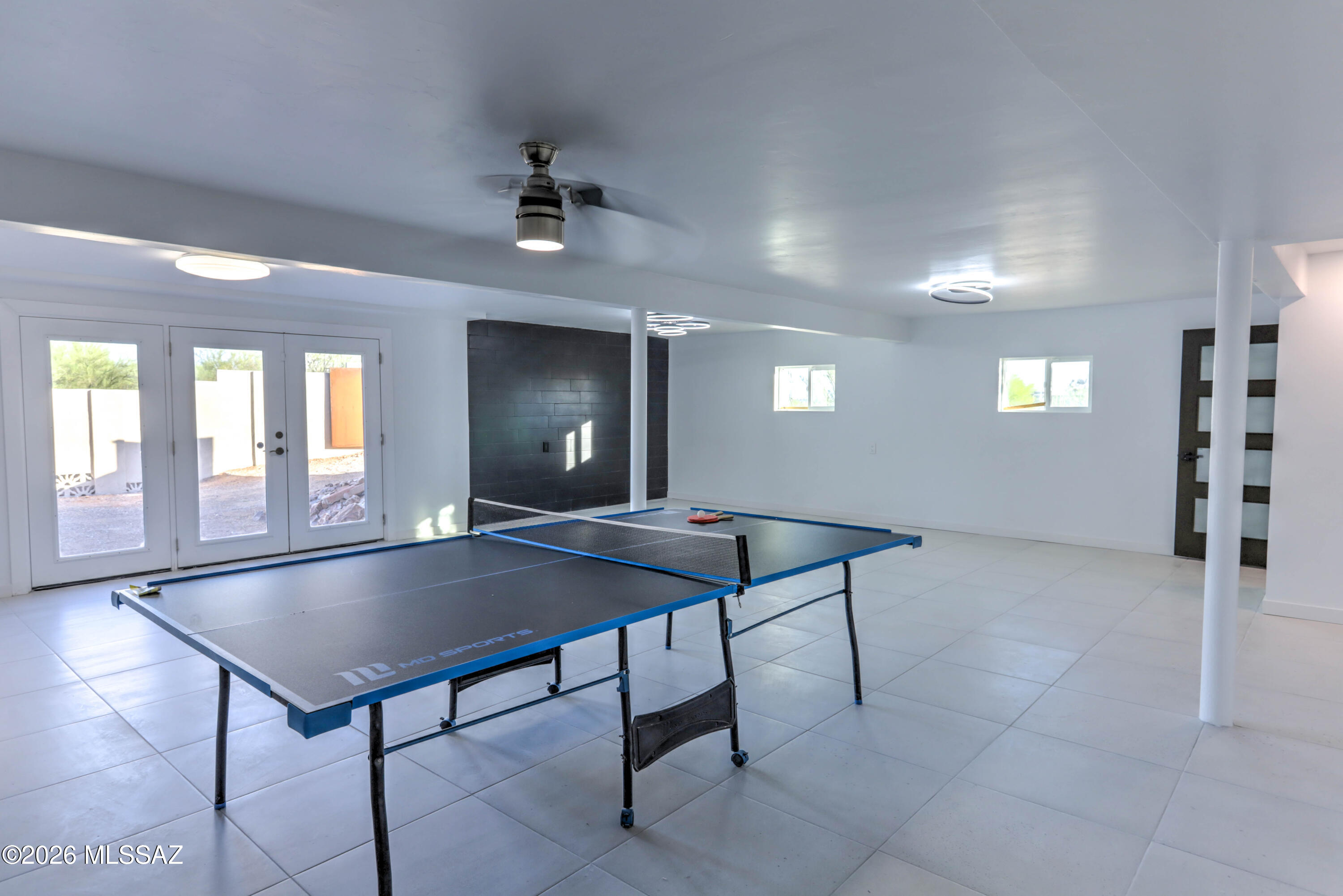 4939 East River Road Tucson, AZ 85718 - Photo 22 of 29 a view of a livingroom with furniture and window