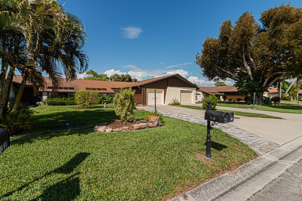 187 Round Key Circle, Unit D3 Naples, FL 34112 - Photo 45 of 50 Gallery Image 45