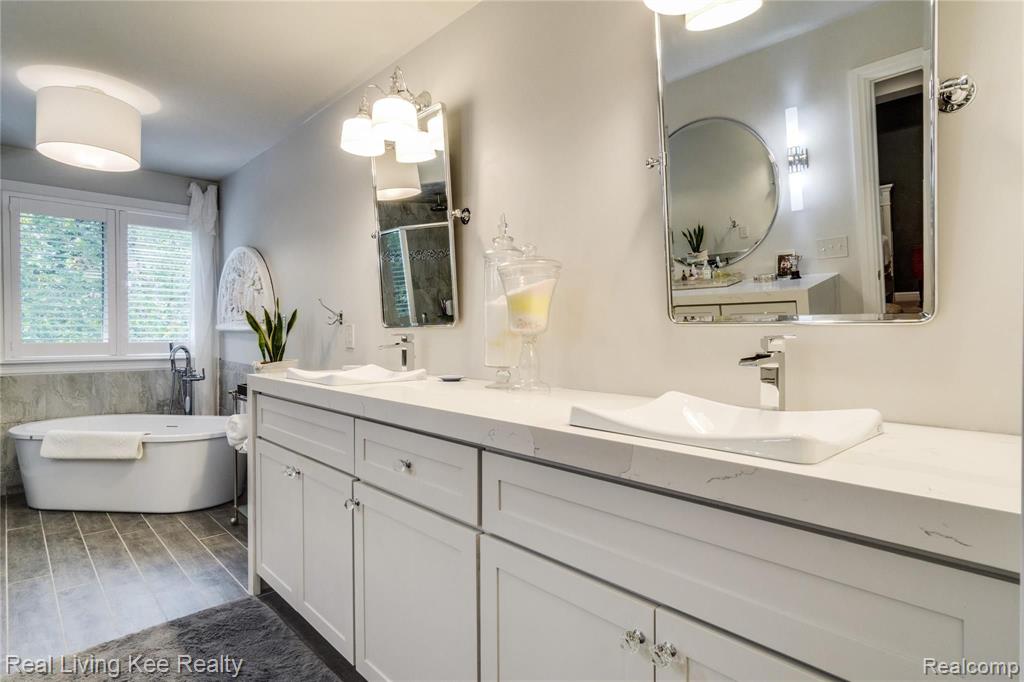 4246 Oak Arbor Drive Rochester, MI 48306 - Photo 45 of 64