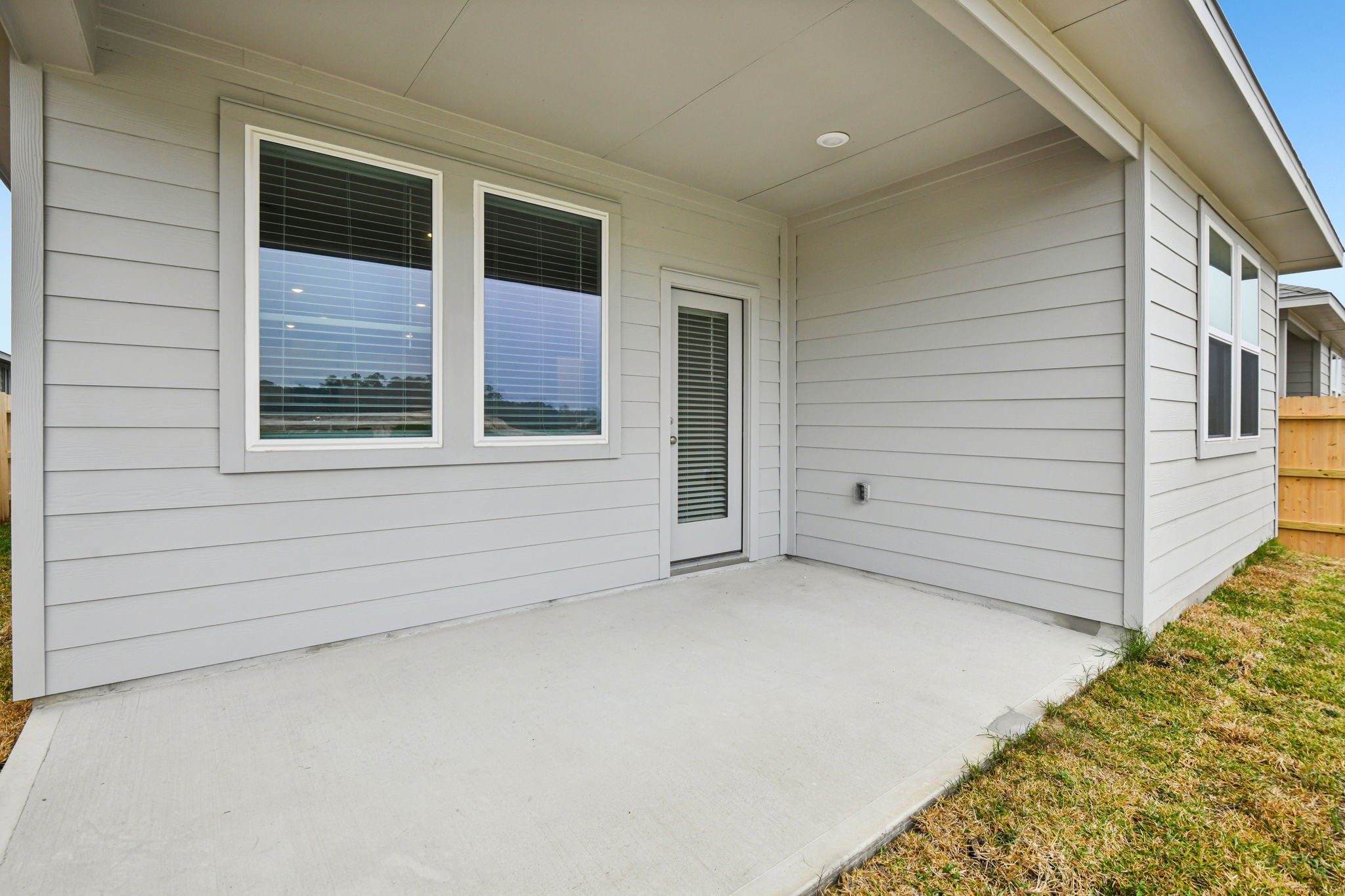 5724 Adamite Way Houston, TX 77048 - Photo 32 of 34