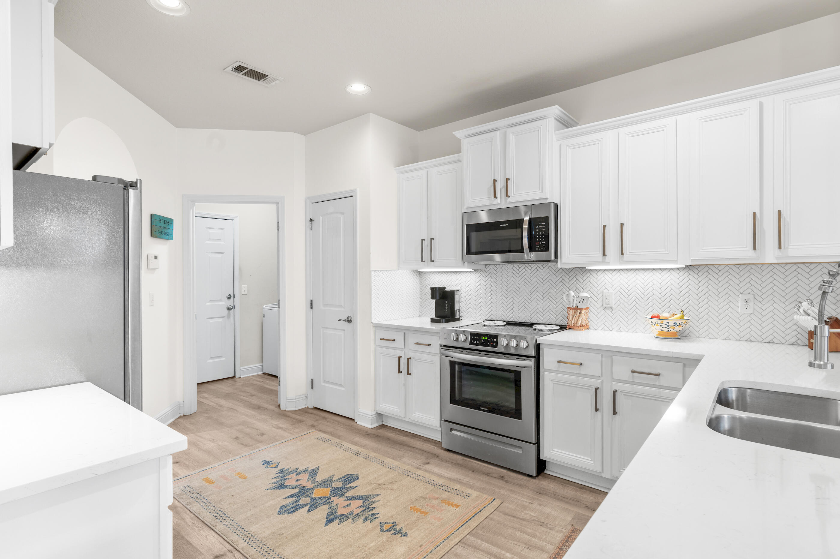 991 Cocobolo Drive Santa Rosa Beach, FL 32459 - Photo 4 of 37 Updated Kitchen