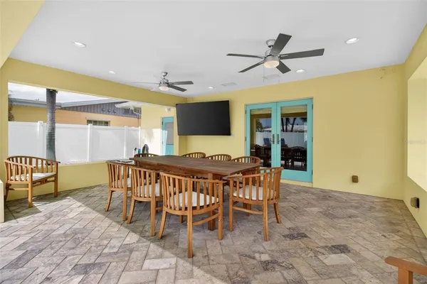 $725,000 | 517 39th Avenue, St. Pete Beach, FL 33706