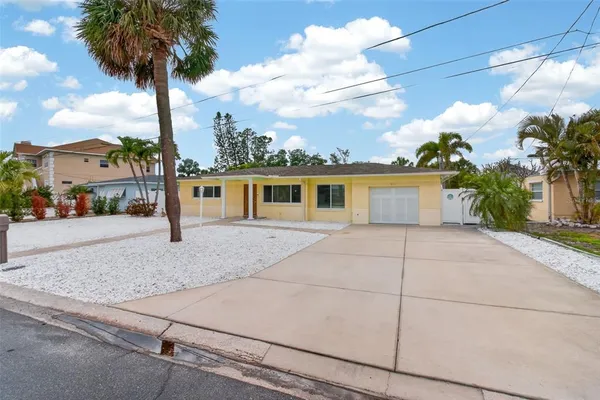 $725,000 | 517 39th Avenue, St. Pete Beach, FL 33706