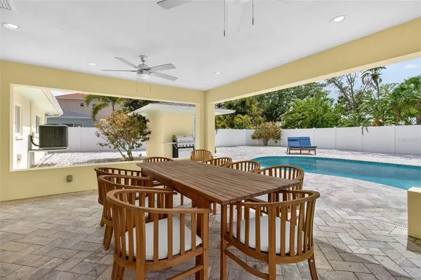 $725,000 | 517 39th Avenue, St. Pete Beach, FL 33706