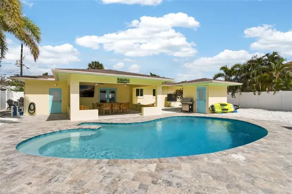$725,000 | 517 39th Avenue, St. Pete Beach, FL 33706