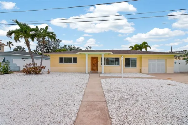 $725,000 | 517 39th Avenue, St. Pete Beach, FL 33706