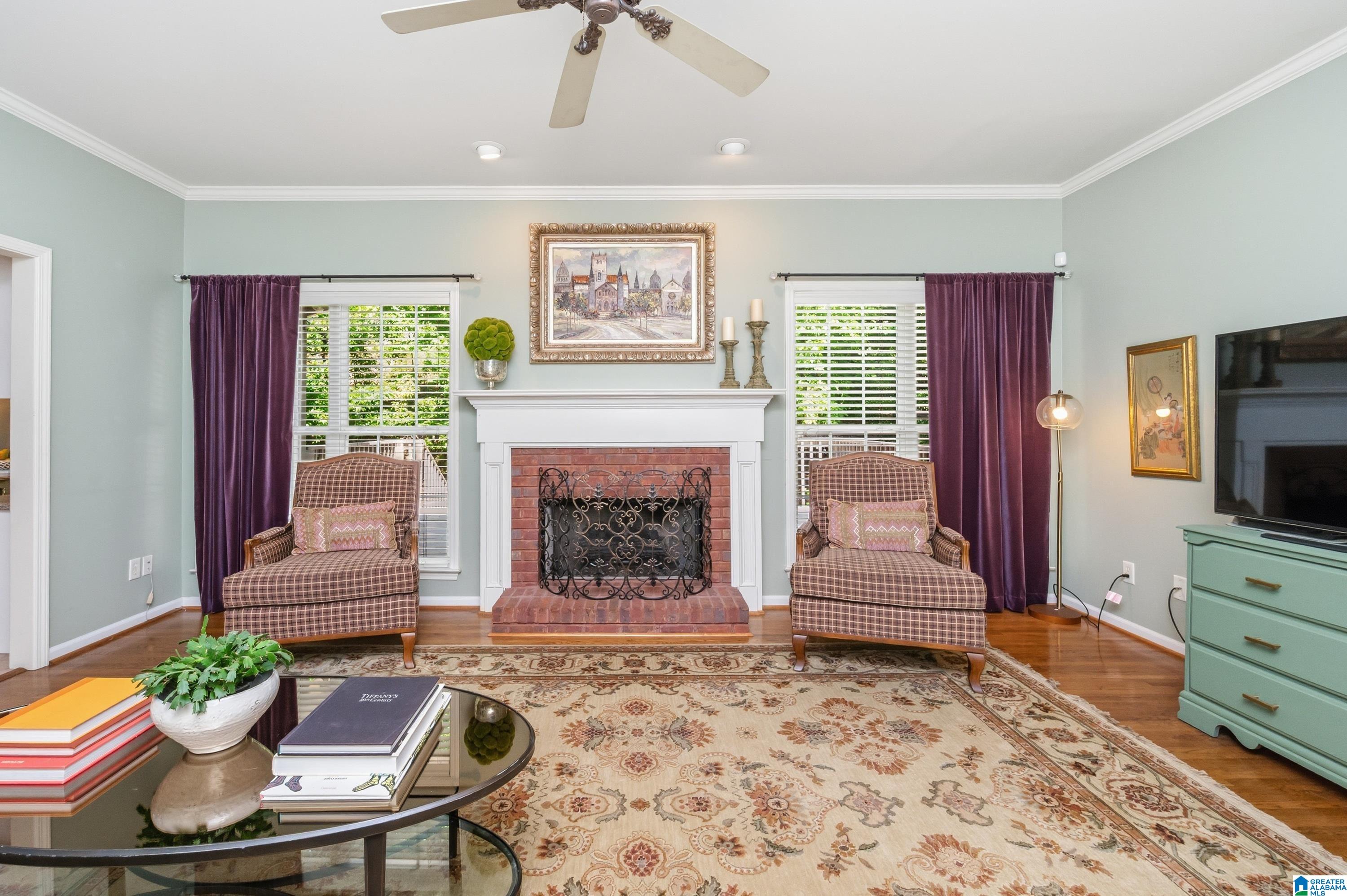 208 Silverleaf Drive Pelham, AL 35124 - Photo 8 of 51