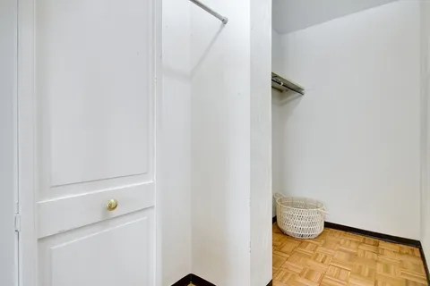 $1,095,000 | 1580 Massachusetts Avenue, Unit 7C, Cambridge, MA 02138