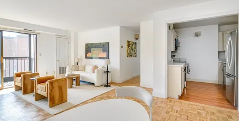 $1,095,000 | 1580 Massachusetts Avenue, Unit 7C, Cambridge, MA 02138