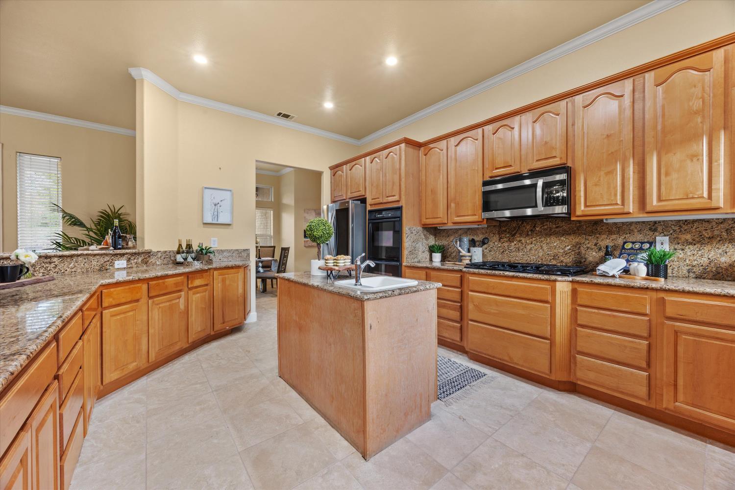 4292 Vega Loop Shingle Springs, CA 95682 - Photo 13 of 65