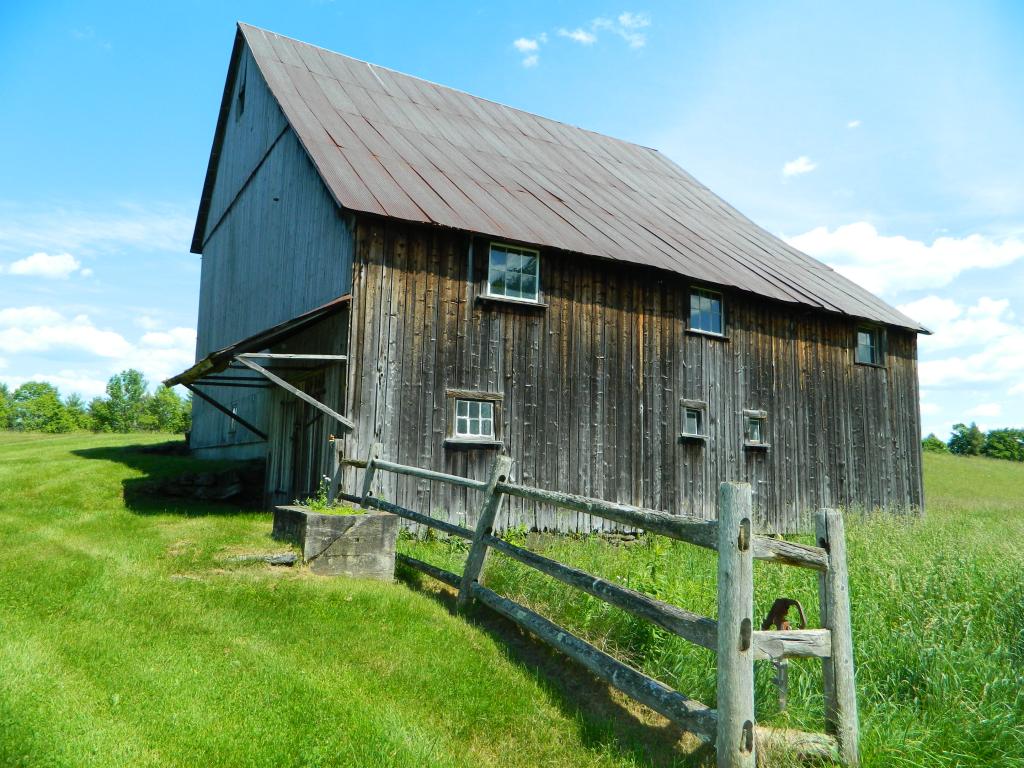 777 Heath Road Lyndon, VT 05851 - Photo 3 of 36 Gallery Image 3