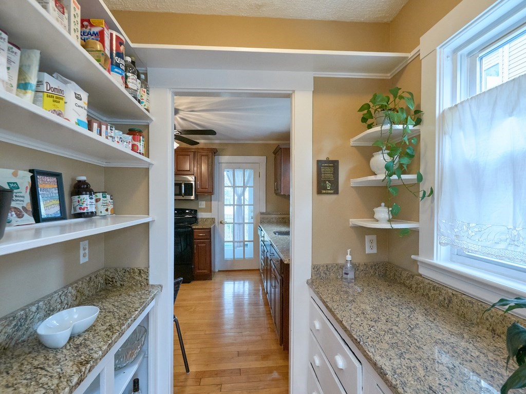 46-48 Benjamin Road, Unit 48 Belmont, MA 02478 - Photo 15 of 22 Gallery Image 15