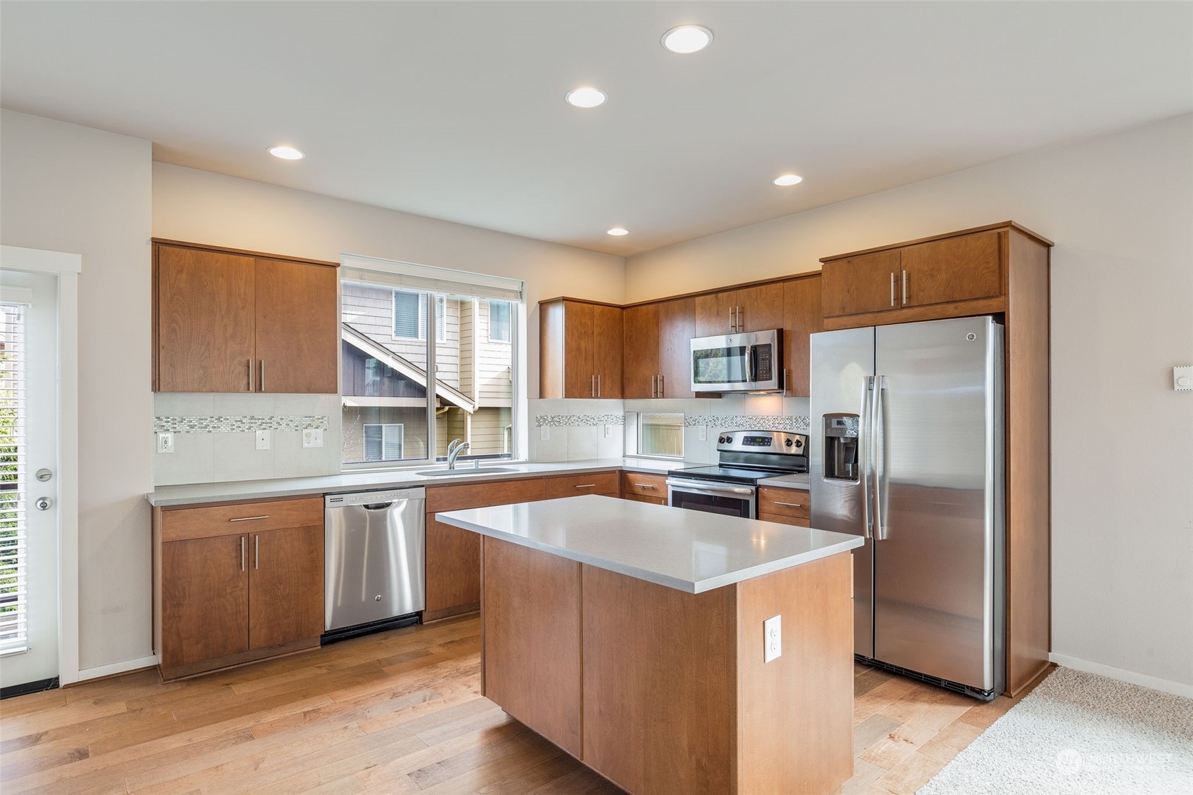 342 Chelan Avenue Northeast Renton, WA 98059 - Photo 11 of 32 Gallery Image 11
