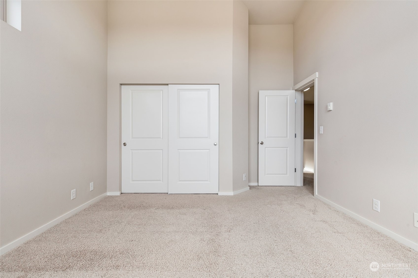 342 Chelan Avenue Northeast Renton, WA 98059 - Photo 18 of 32 Gallery Image 18