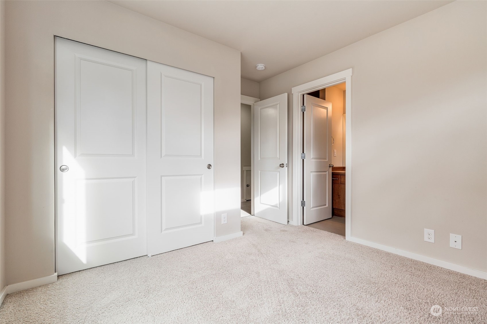 342 Chelan Avenue Northeast Renton, WA 98059 - Photo 28 of 32 Gallery Image 28