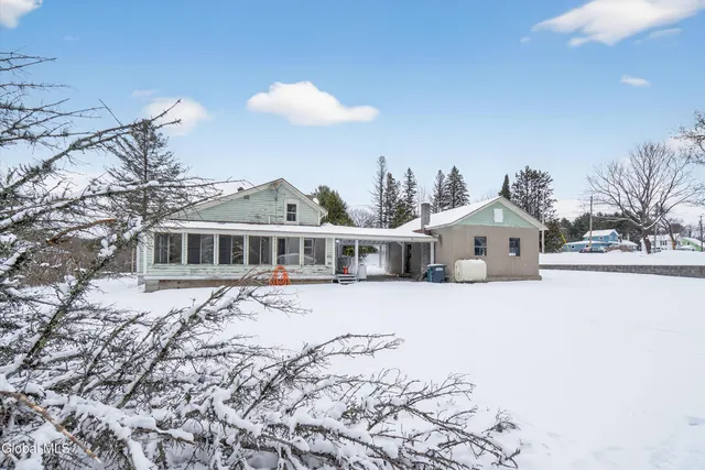 $174,900 | 341 West Maple Street, Corinth, NY 12822