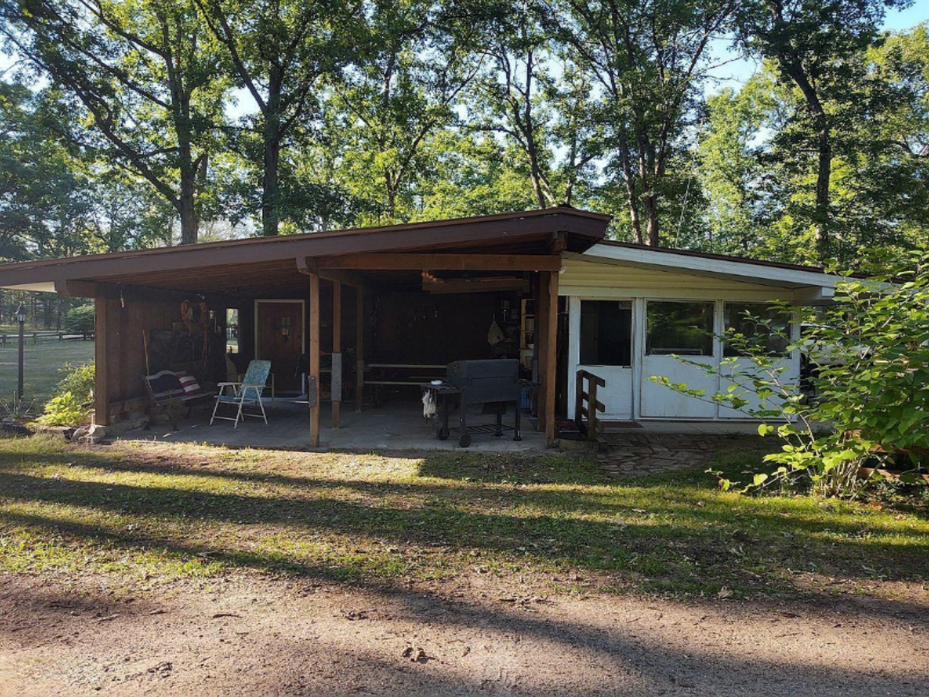 978 South Ransom Road White Cloud, MI 49349 - Photo 17 of 20 Carport