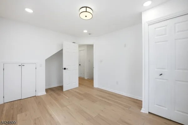 $6,500 | 40 Edgewood Road, Glen Ridge, NJ 07028