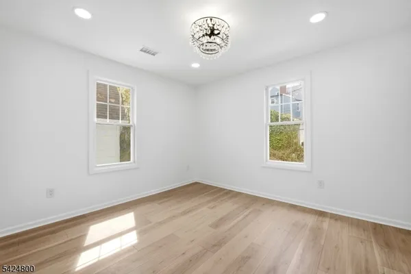 $6,500 | 40 Edgewood Road, Glen Ridge, NJ 07028