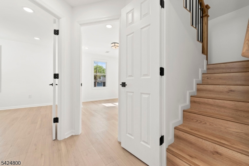 40 Edgewood Road Glen Ridge, NJ 07028 - Photo 23 of 32