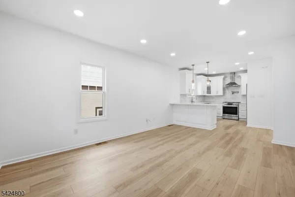 $6,500 | 40 Edgewood Road, Glen Ridge, NJ 07028