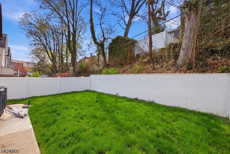 40 Edgewood Road Glen Ridge, NJ 07028 - Photo 31 of 32