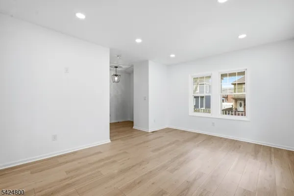 $6,500 | 40 Edgewood Road, Glen Ridge, NJ 07028