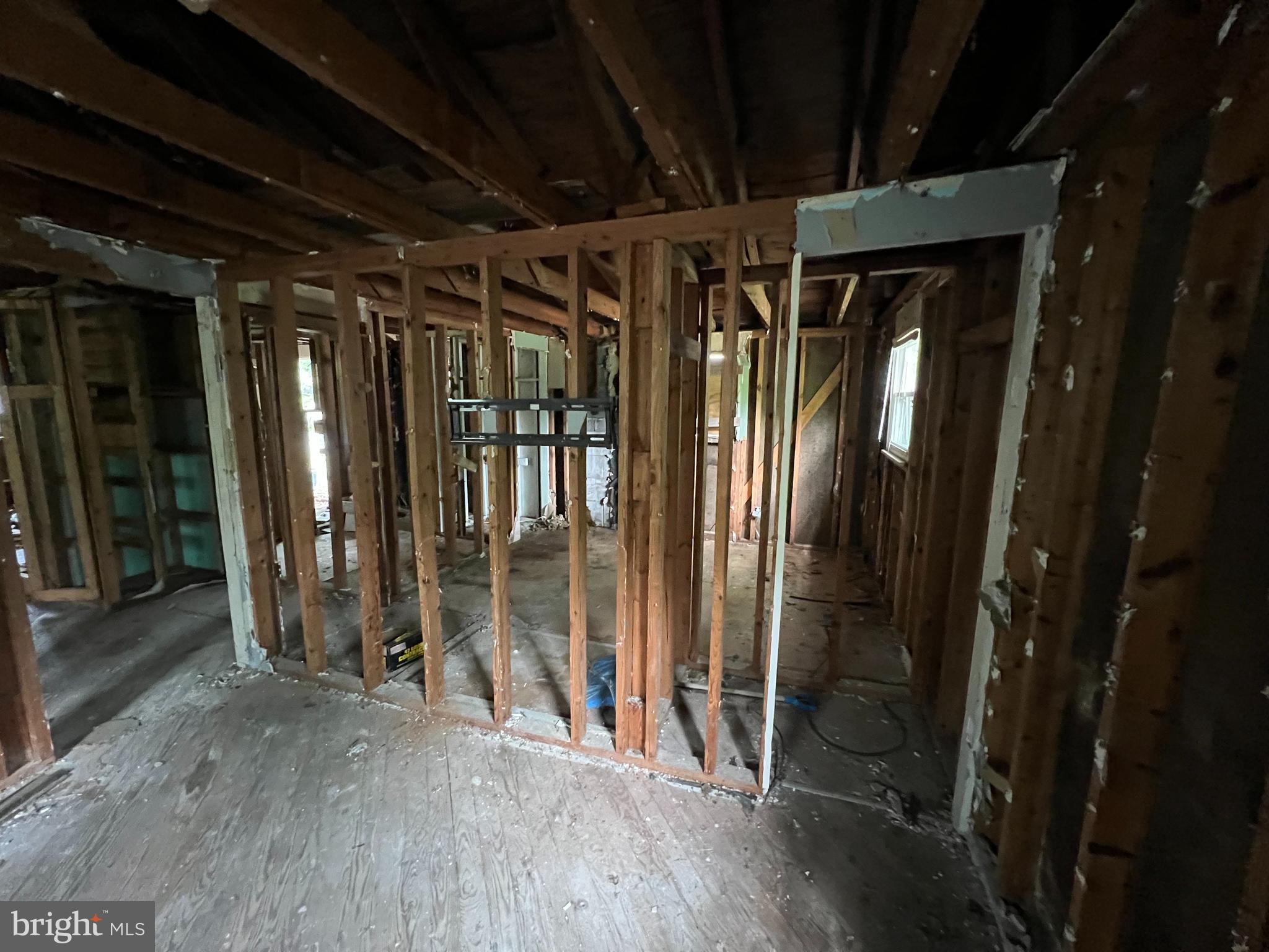 174 New Brooklyn Road Berlin, NJ 08009 - Photo 25 of 34 a view of entryway with wooden floor