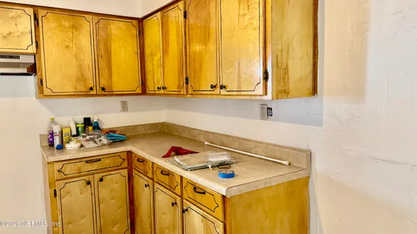 $229,900 | 1942 Highway 20, Hawthorne, FL 32640