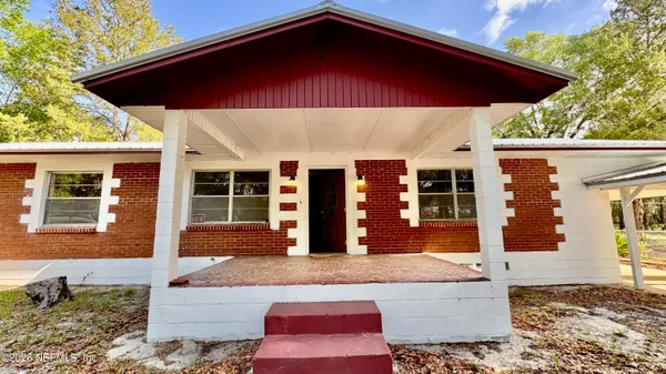 $229,900 | 1942 Highway 20, Hawthorne, FL 32640