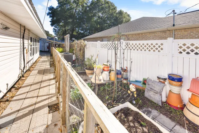 $350,000 | 366 Osborne Drive Northeast, Fort Walton Beach, FL 32548