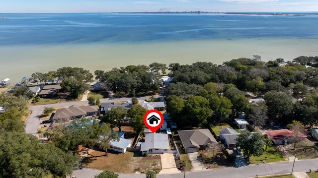 $350,000 | 366 Osborne Drive Northeast, Fort Walton Beach, FL 32548