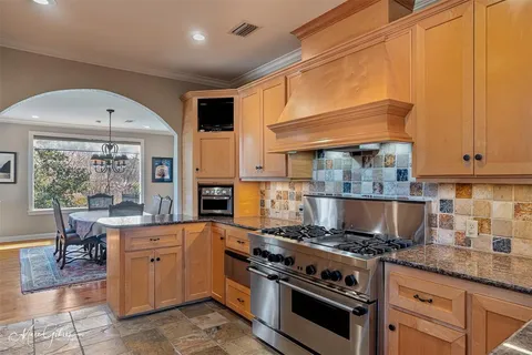 $615,000 | 4537 Gilbert Drive, Shreveport, LA 71106