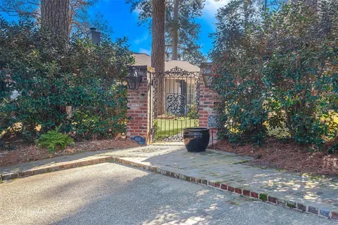 $615,000 | 4537 Gilbert Drive, Shreveport, LA 71106