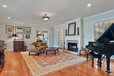 $615,000 | 4537 Gilbert Drive, Shreveport, LA 71106