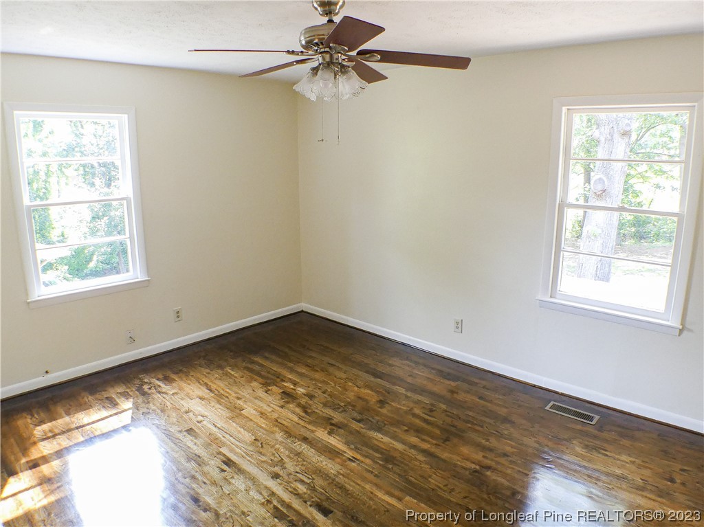 736 Chadwick Road Fayetteville, NC 28301 - Photo 4 of 25