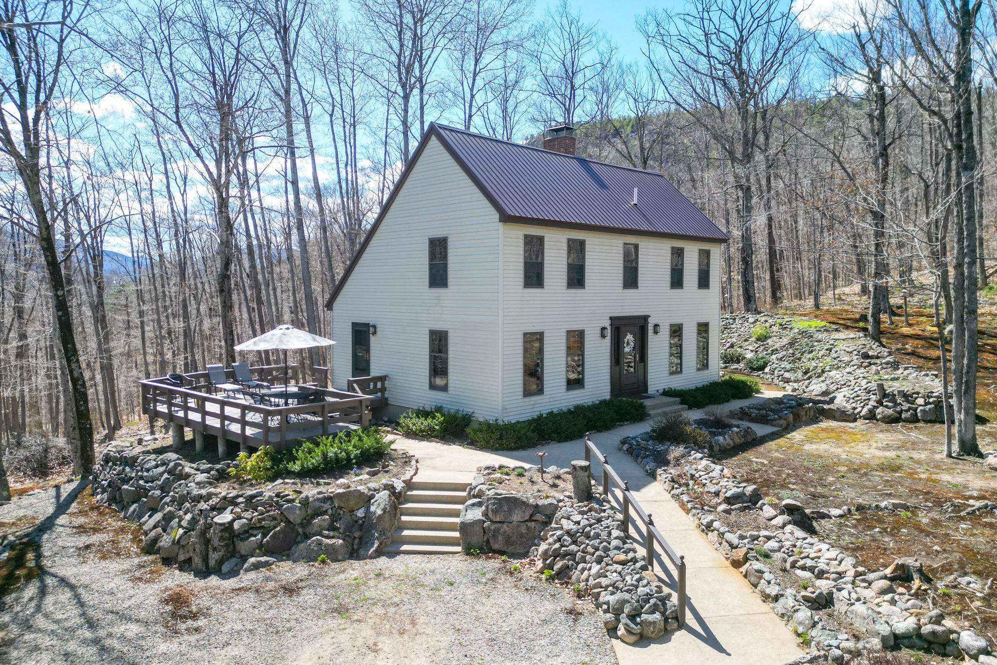 46 Pickering Road Rochester, NH 03839 - Photo 1 of 59 Gallery Image 1