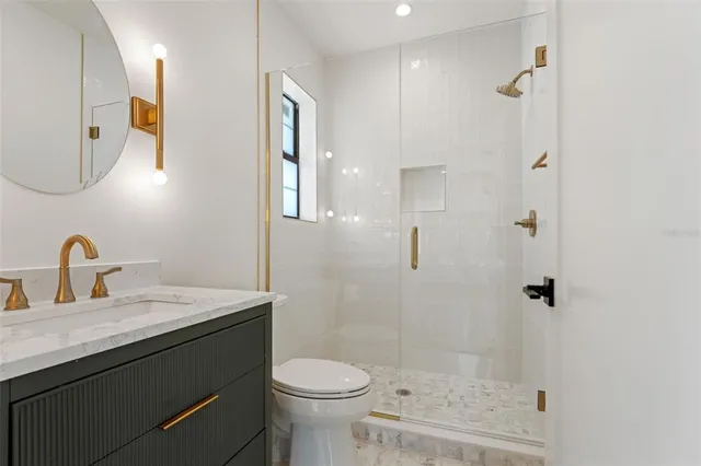 $17,000 | 804 Idlewood Drive, Unit 1, Tampa, FL 33609