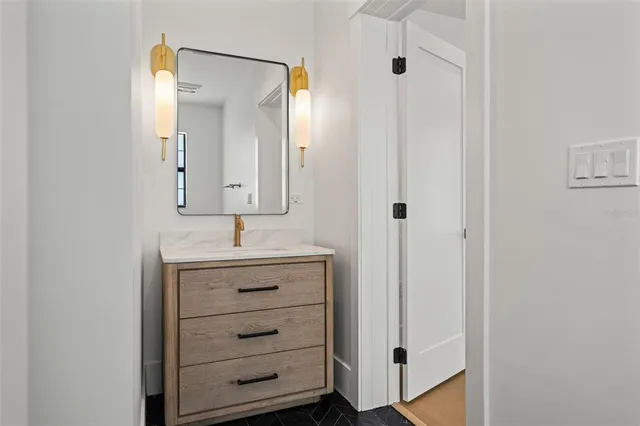 $17,000 | 804 Idlewood Drive, Unit 1, Tampa, FL 33609